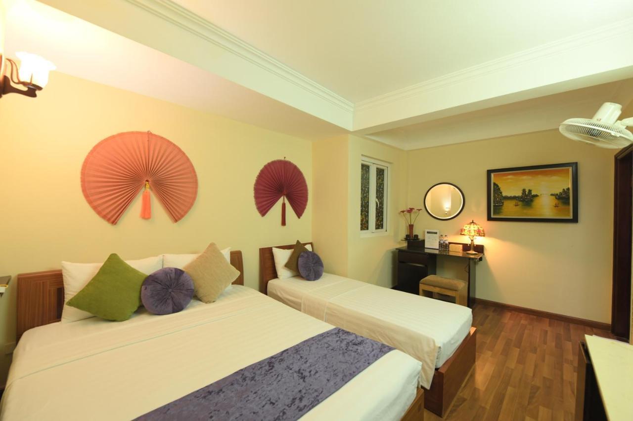 Holiday Lakeview Hotel Ханой Екстериор снимка