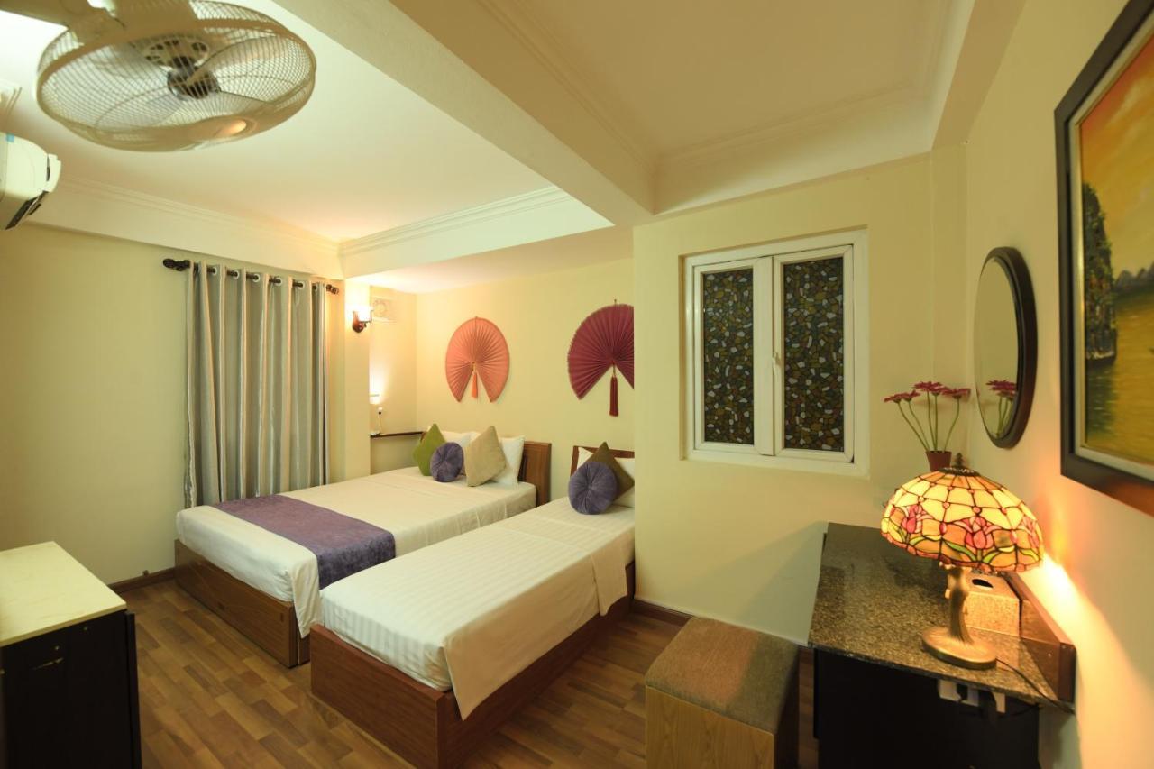 Holiday Lakeview Hotel Ханой Екстериор снимка